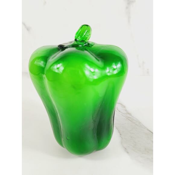 Art Glass Hand Blow Green Bell Pepper Vegetable 5 1/2" Life Size 90s Vintage - Picture 4 of 14